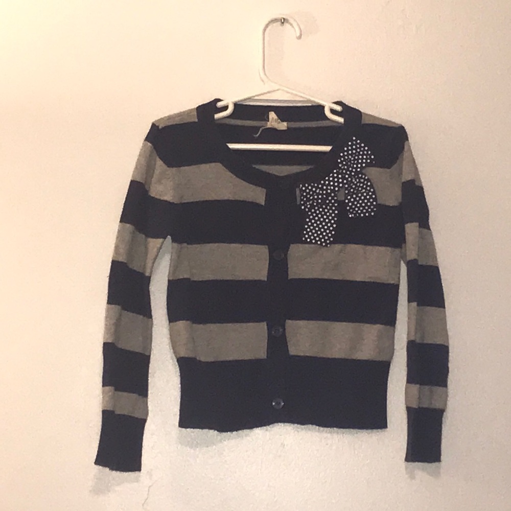 Old navy cardigan